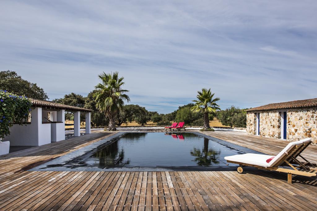 Herdade Dos Alfanges "The Barn" Viana do Alentejo Exterior foto